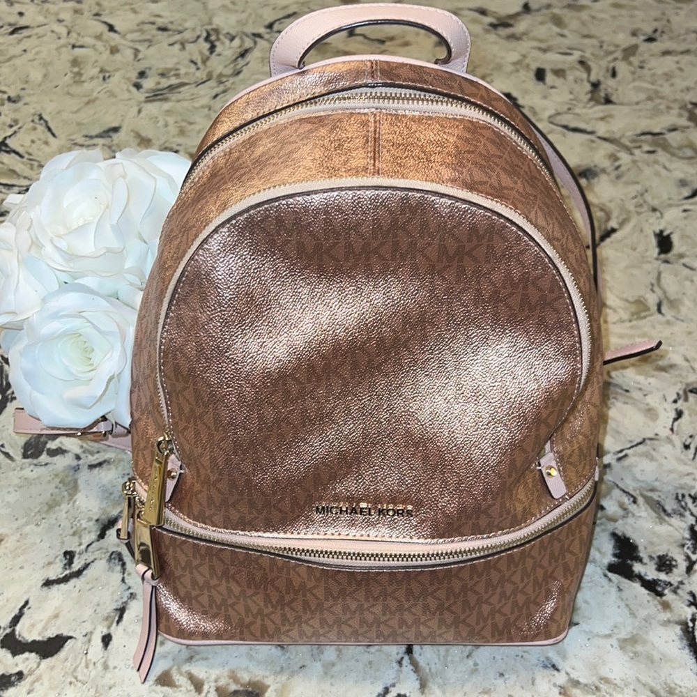 Michael Kors Rhea medium logo backpack